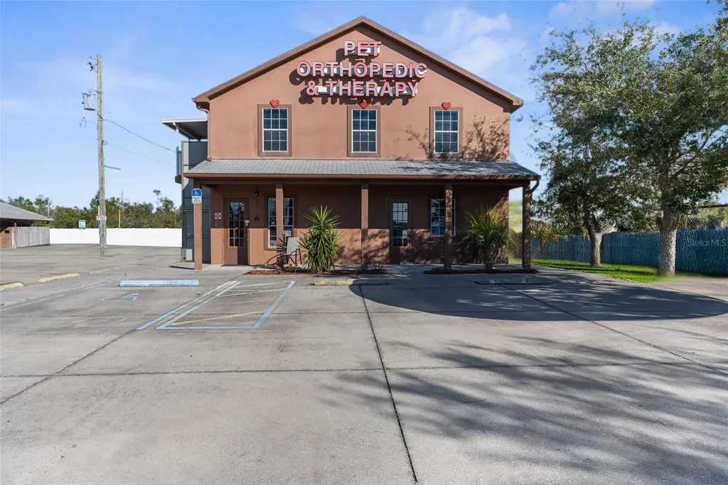 7044 Commercial Way Weeki Wachee FL 34613