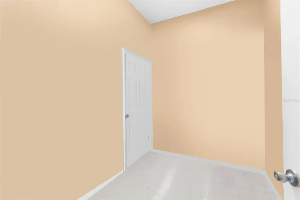 7044 Commercial Way Weeki Wachee FL 34613