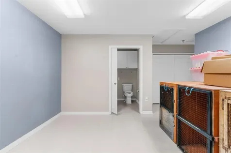 7044 Commercial Way Weeki Wachee FL 34613