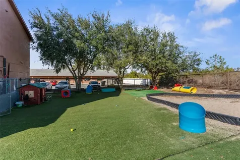 7044 Commercial Way Weeki Wachee FL 34613