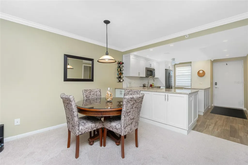 1591 Beach Road Englewood FL 34223