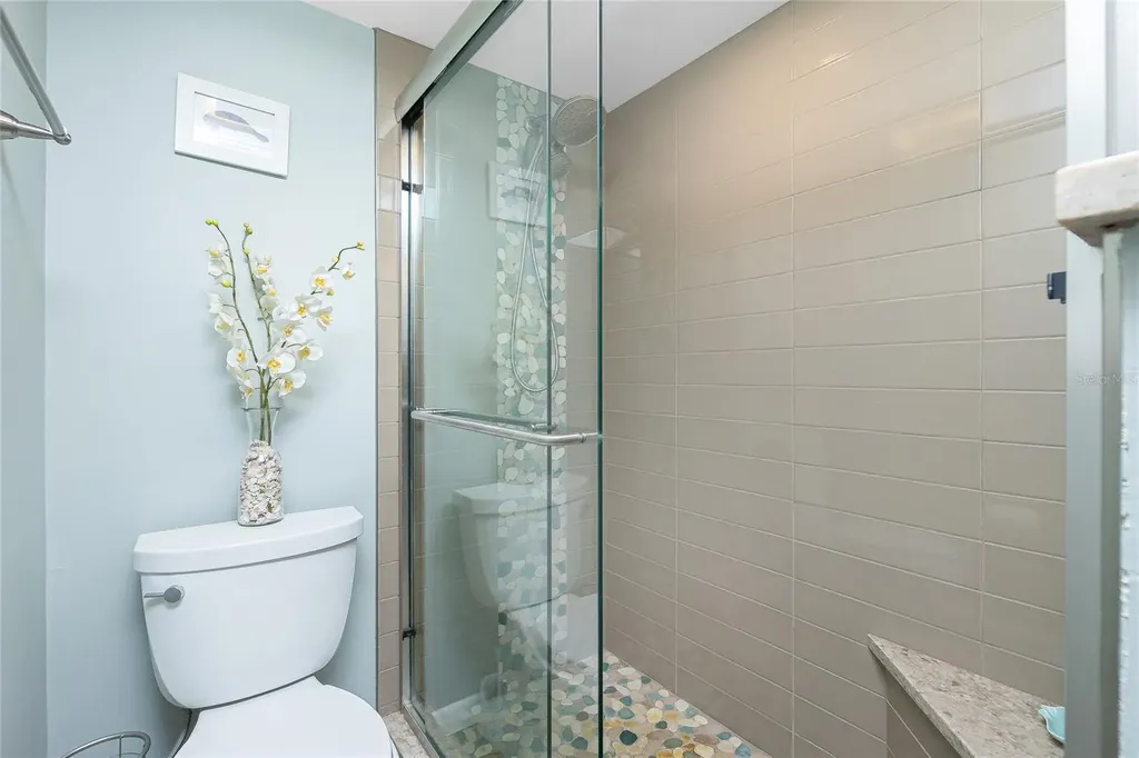 1591 Beach Road Englewood FL 34223