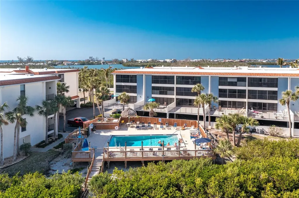 1591 Beach Road Englewood FL 34223