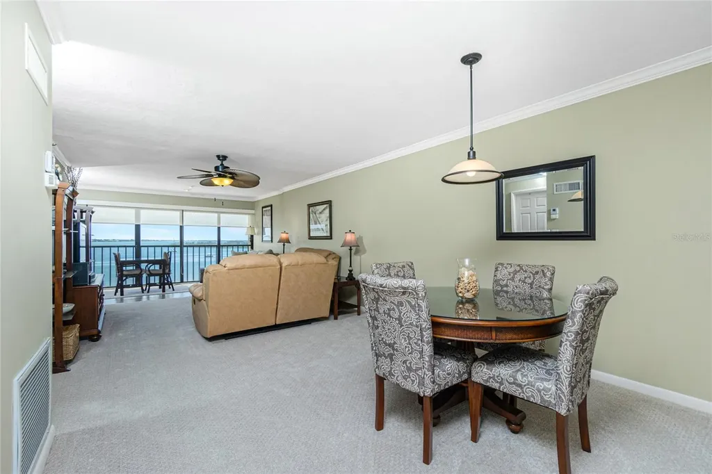 1591 Beach Road Englewood FL 34223