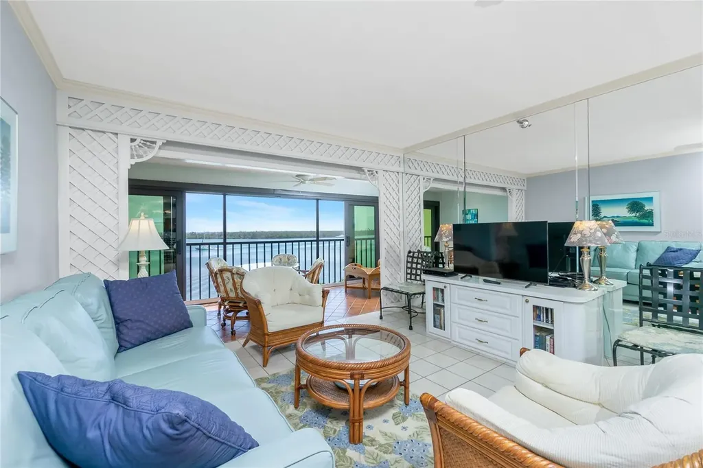 1651 Beach Road Englewood FL 34223