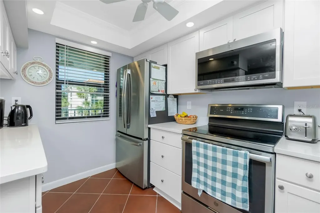 1651 Beach Road Englewood FL 34223