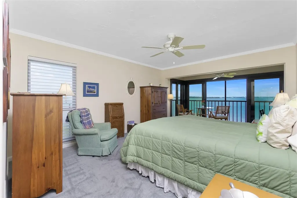 1651 Beach Road Englewood FL 34223