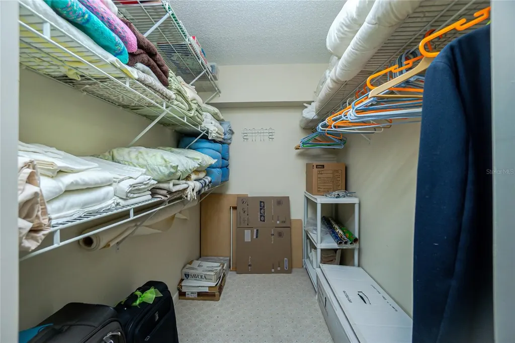 1651 Beach Road Englewood FL 34223