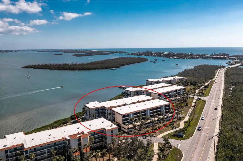 1651 Beach Road Englewood FL 34223