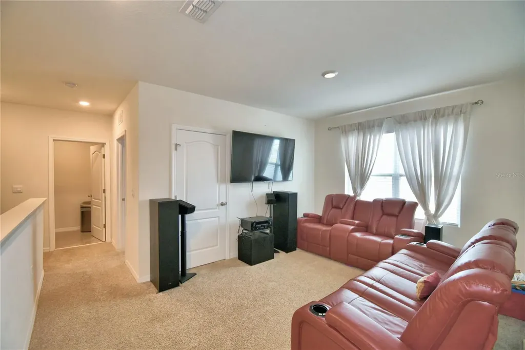 2816 Ivy Lake Court Lakeland FL 33811