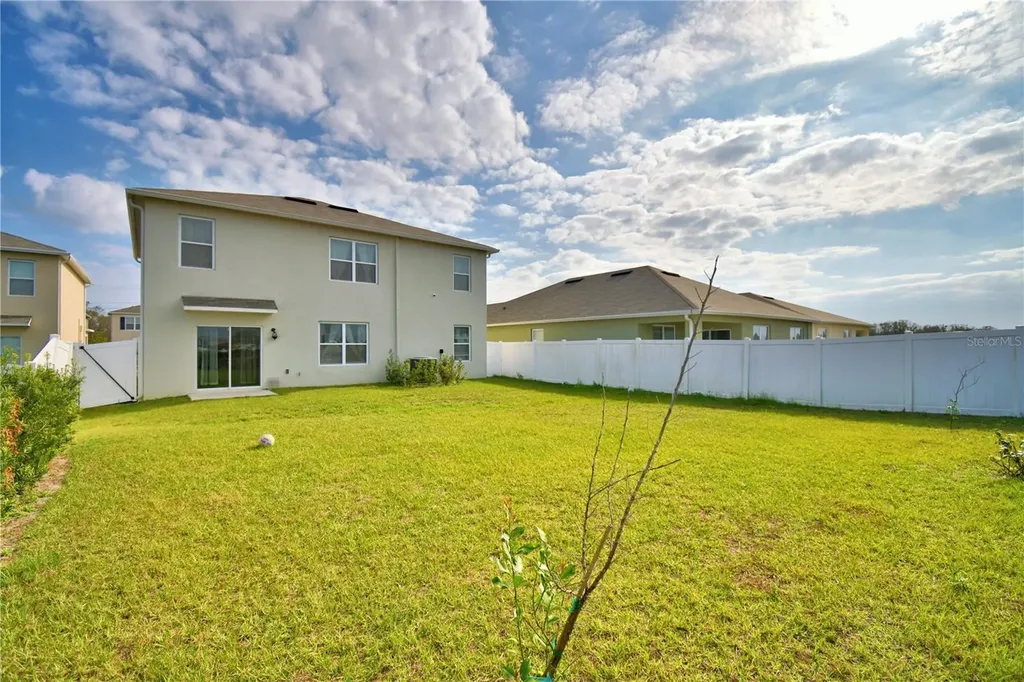 2816 Ivy Lake Court Lakeland FL 33811