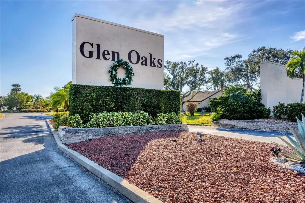 3990 Overlook Bend Sarasota FL 34232