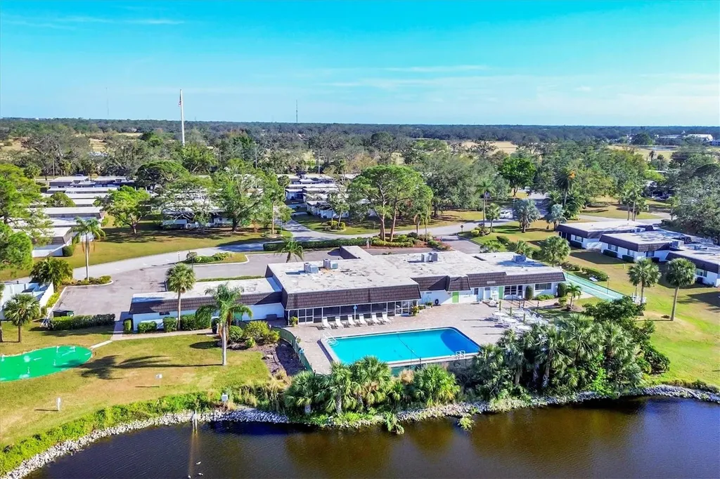 3990 Overlook Bend Sarasota FL 34232