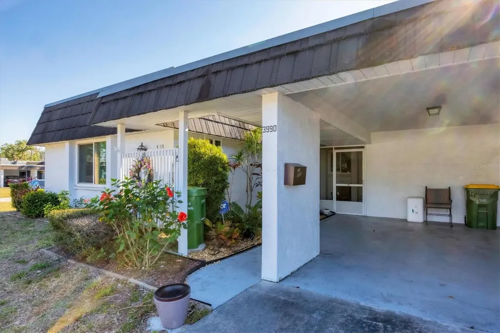 3990 Overlook Bend Sarasota FL 34232