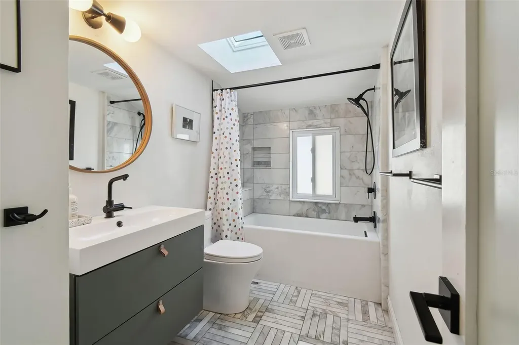 1640 Sea Breeze Drive Tarpon Springs FL 34689