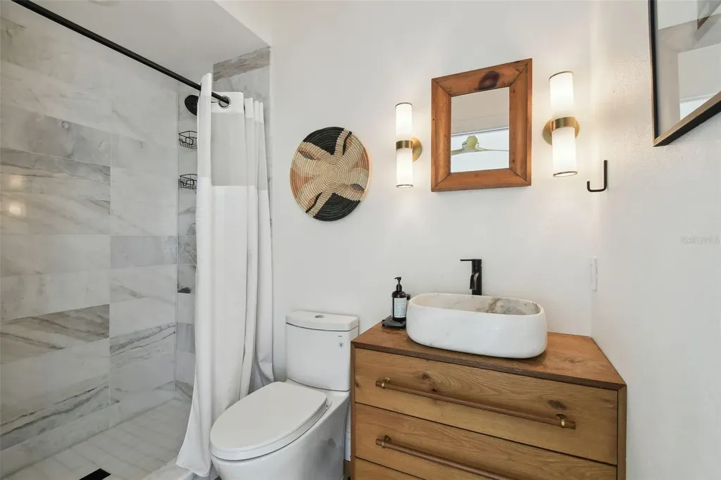 1640 Sea Breeze Drive Tarpon Springs FL 34689