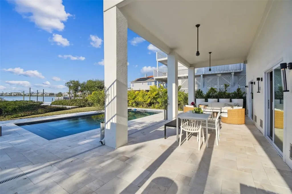 1640 Sea Breeze Drive Tarpon Springs FL 34689