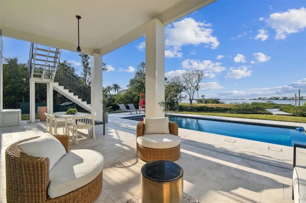 1640 Sea Breeze Drive Tarpon Springs FL 34689