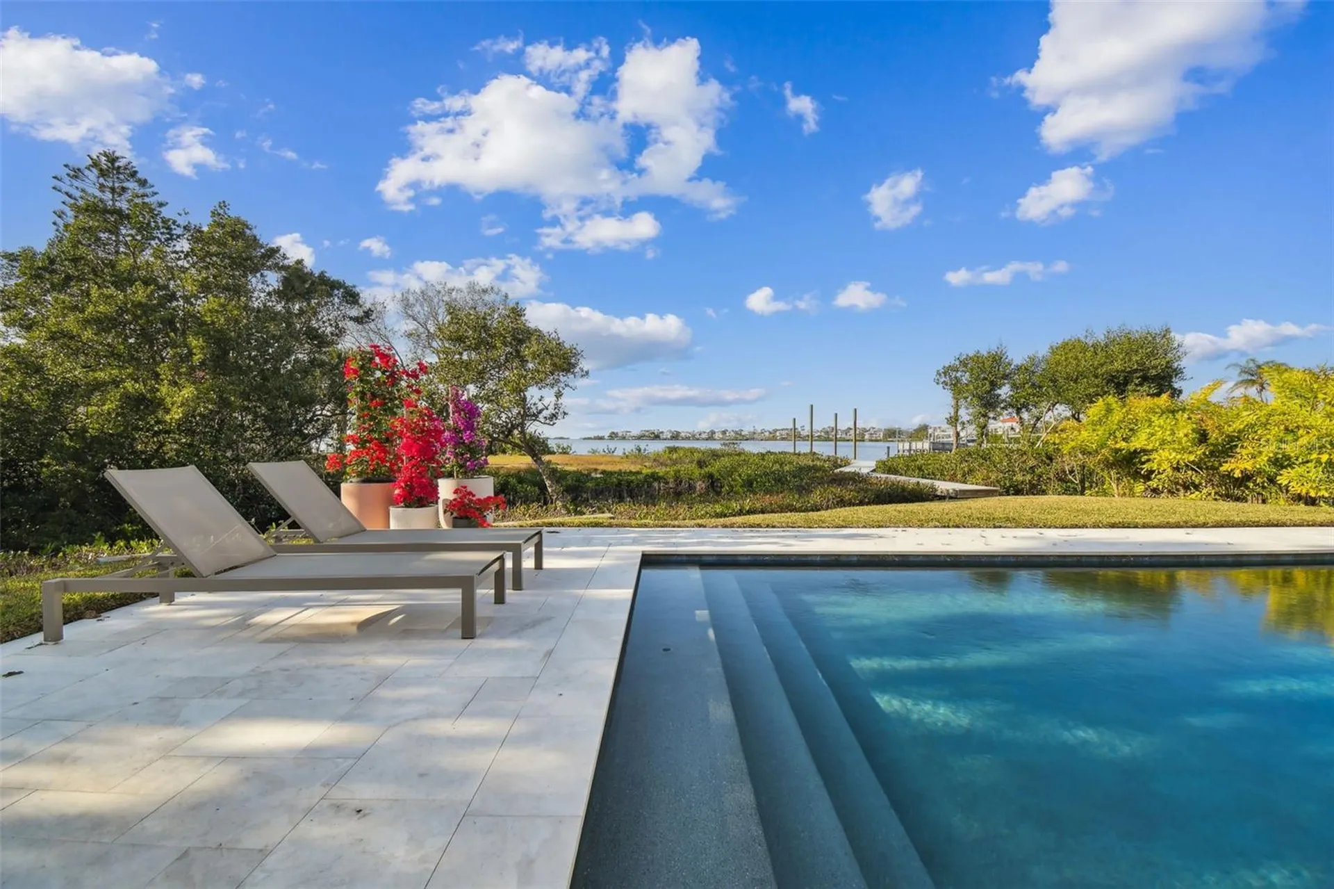 1640 Sea Breeze Drive Tarpon Springs FL 34689