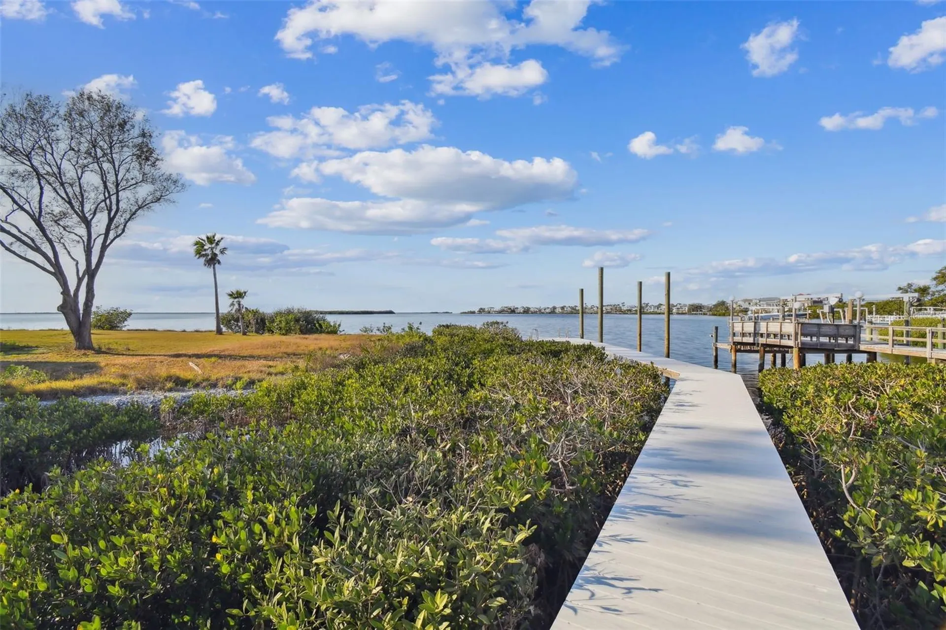 1640 Sea Breeze Drive Tarpon Springs FL 34689