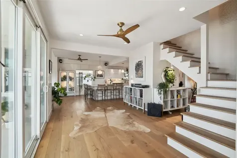 1640 Sea Breeze Drive Tarpon Springs FL 34689
