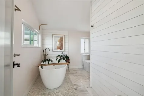 1640 Sea Breeze Drive Tarpon Springs FL 34689