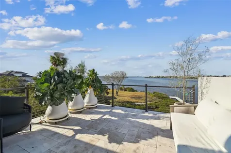 1640 Sea Breeze Drive Tarpon Springs FL 34689