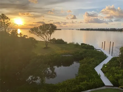 1640 Sea Breeze Drive Tarpon Springs FL 34689