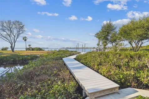 1640 Sea Breeze Drive Tarpon Springs FL 34689