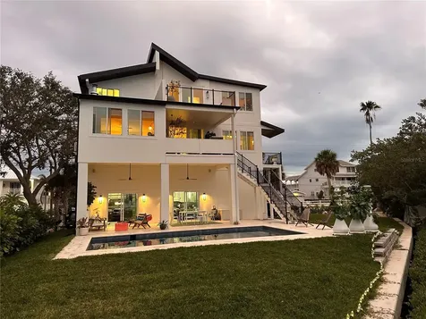 1640 Sea Breeze Drive Tarpon Springs FL 34689