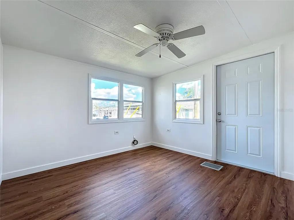 139 Gaslight Avenue North Fort Myers FL 33917