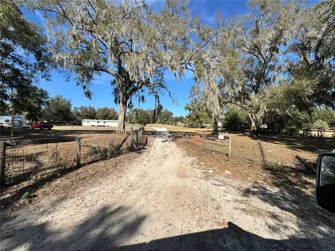 2469 NE 165th Street Citra FL 32113