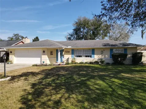 1911 Algonquin Avenue Deltona FL 32725