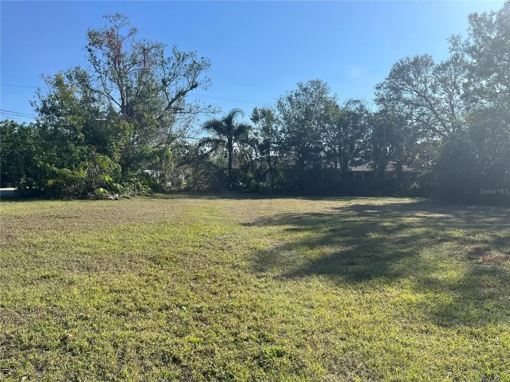 2484 Ringling Boulevard Sarasota FL 34237