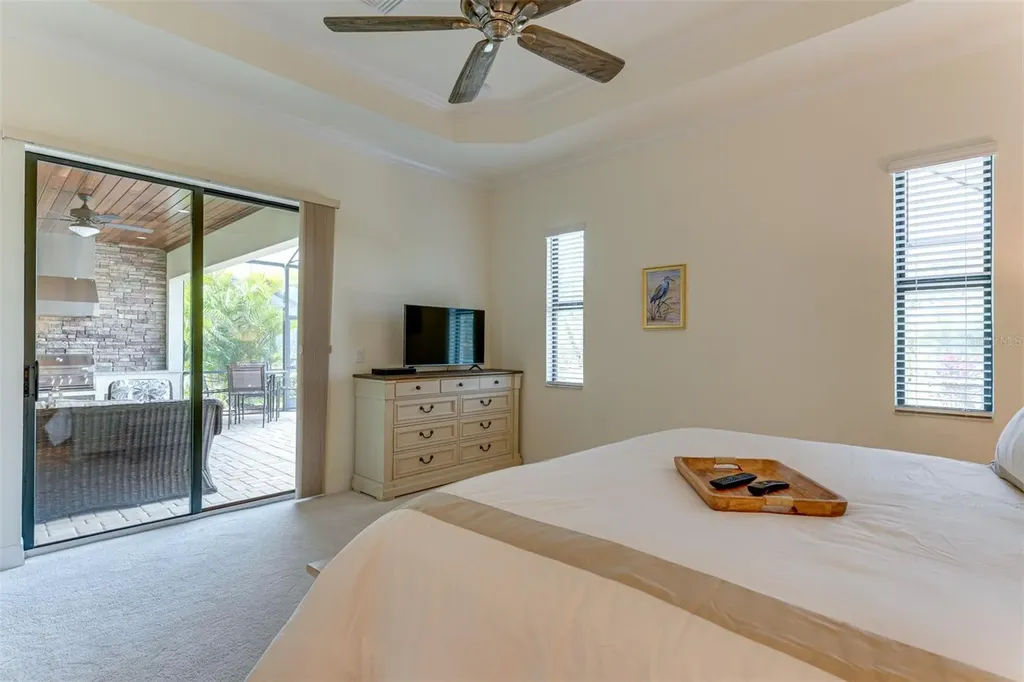 17467 Hickok Belt Loop Lakewood Ranch FL 34211