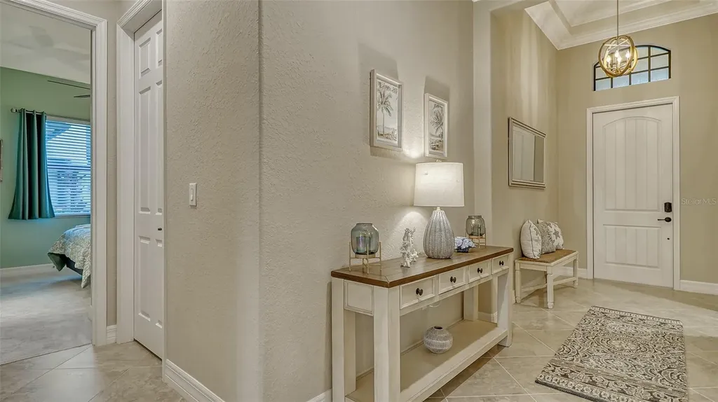 17467 Hickok Belt Loop Lakewood Ranch FL 34211