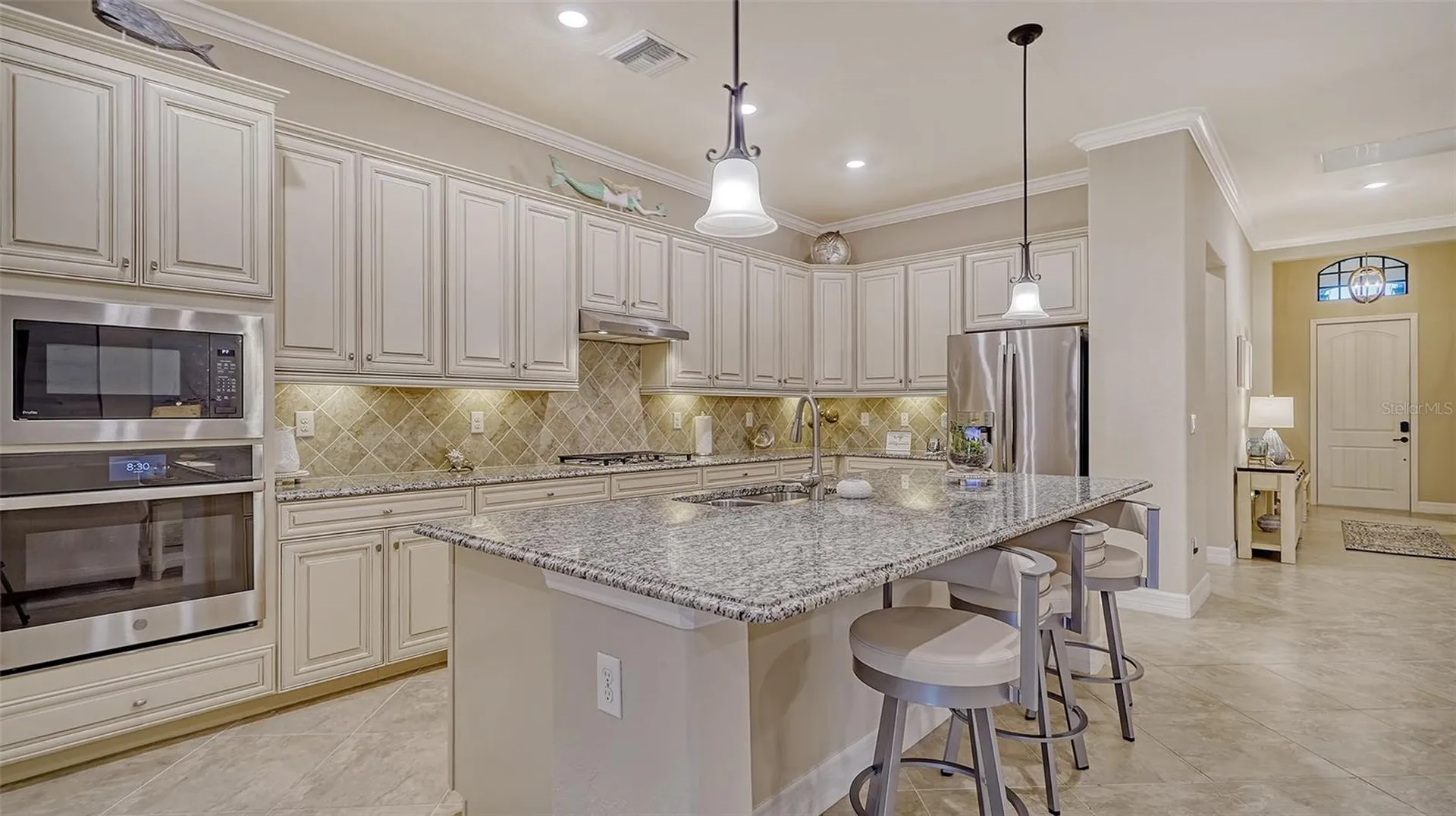 17467 Hickok Belt Loop Lakewood Ranch FL 34211