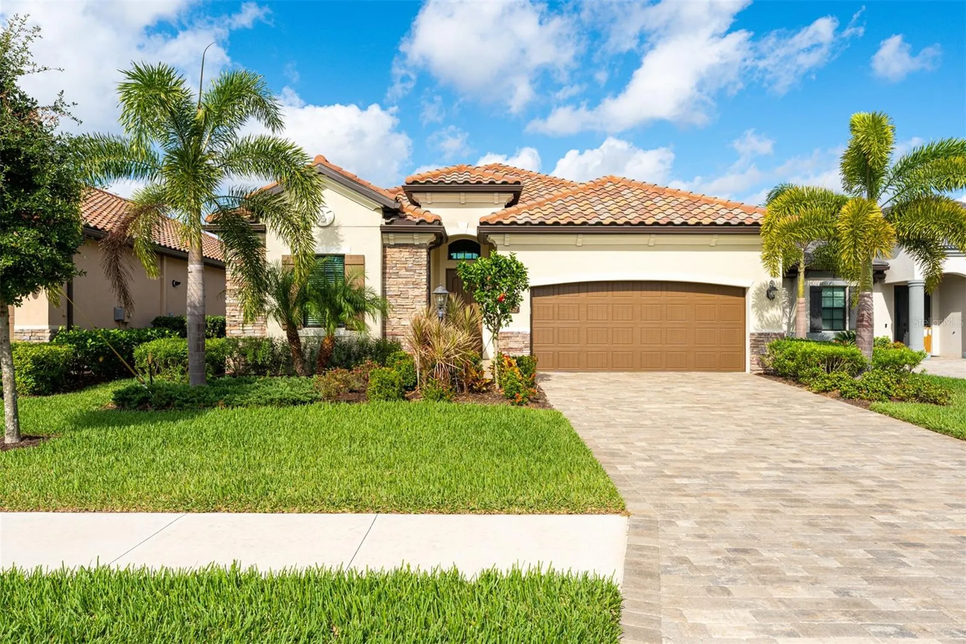 17467 Hickok Belt Loop Lakewood Ranch FL 34211