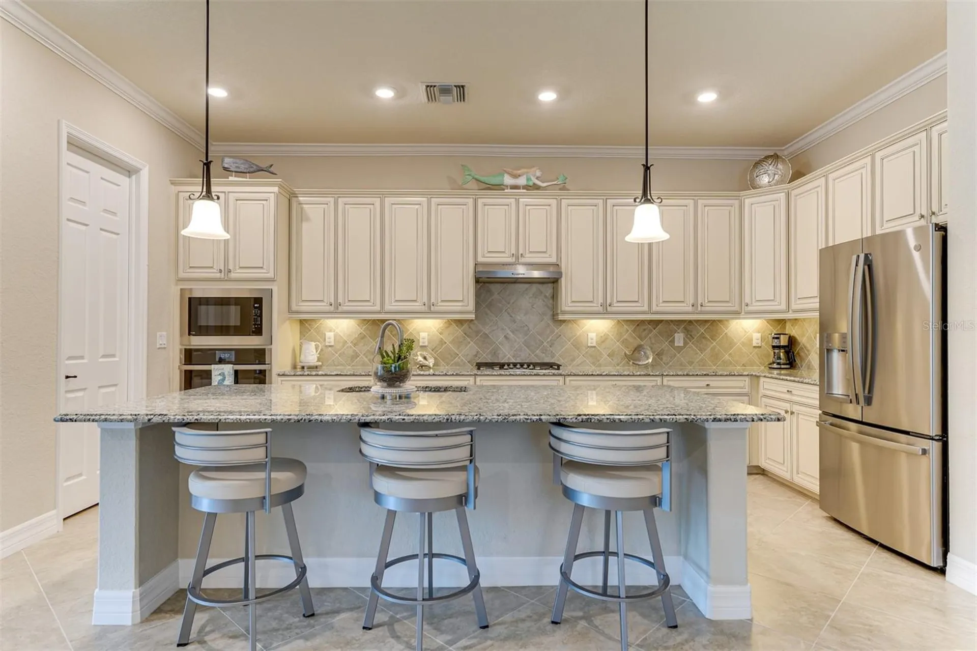 17467 Hickok Belt Loop Lakewood Ranch FL 34211