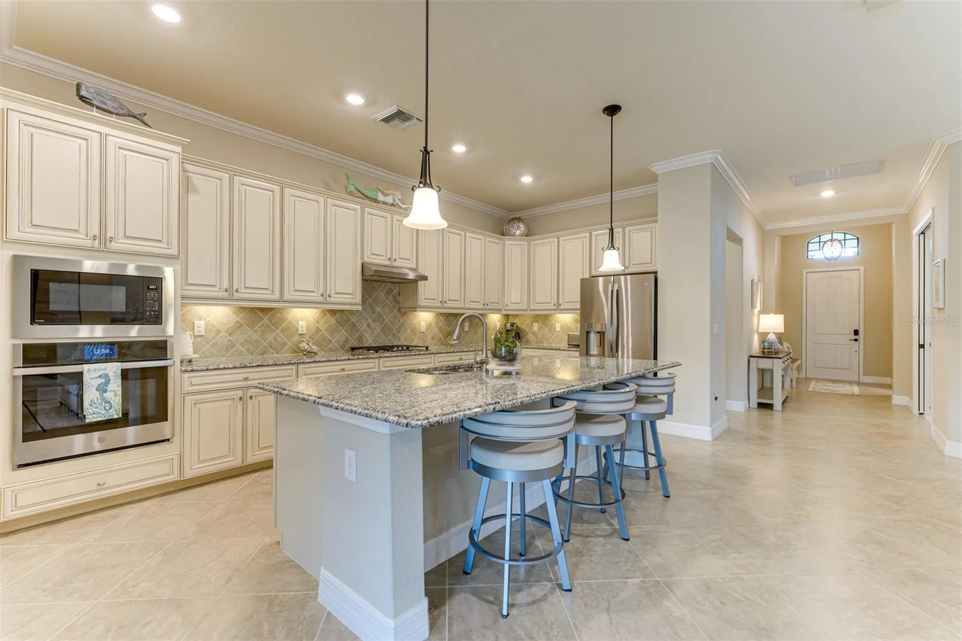 17467 Hickok Belt Loop Lakewood Ranch FL 34211
