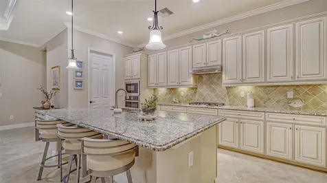 17467 Hickok Belt Loop Lakewood Ranch FL 34211