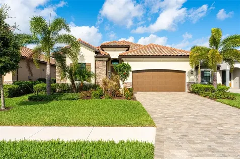 17467 Hickok Belt Loop Lakewood Ranch FL 34211