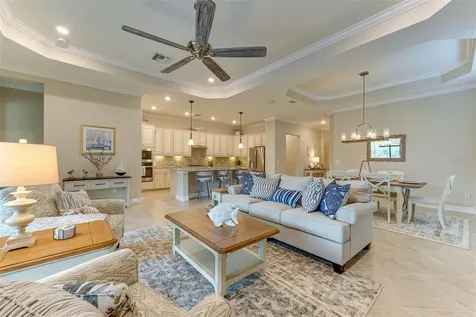 17467 Hickok Belt Loop Lakewood Ranch FL 34211