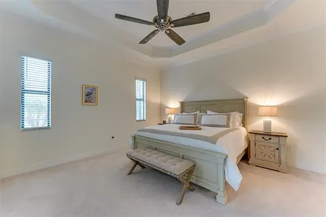 17467 Hickok Belt Loop Lakewood Ranch FL 34211