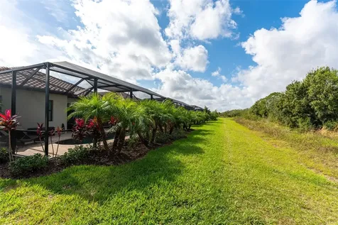 17467 Hickok Belt Loop Lakewood Ranch FL 34211