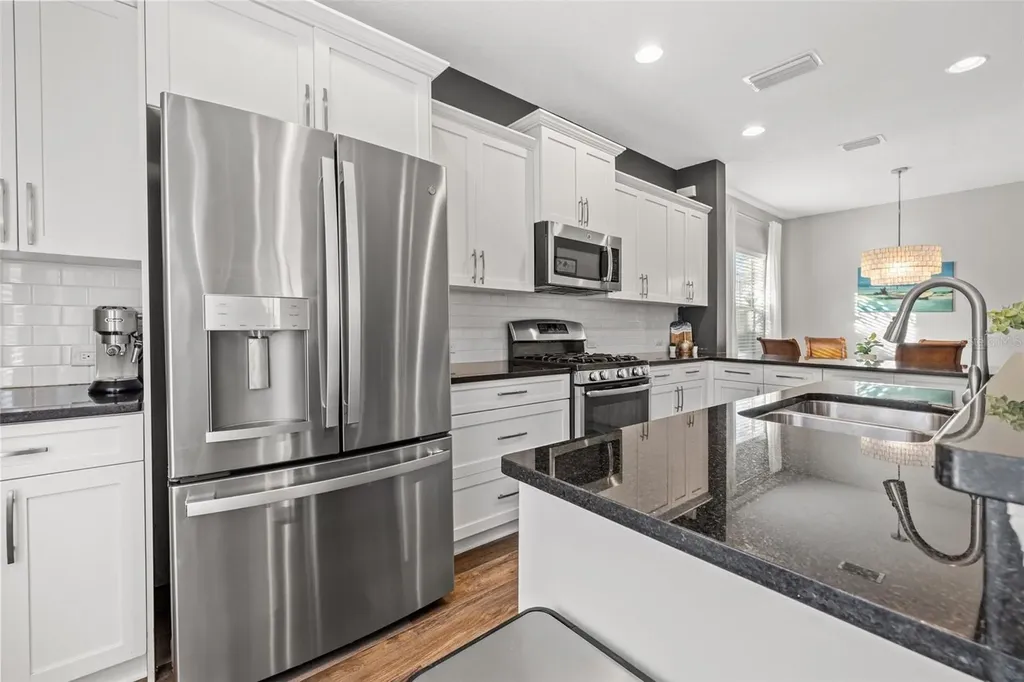 4509 Golden Gate Cove Bradenton FL 34211