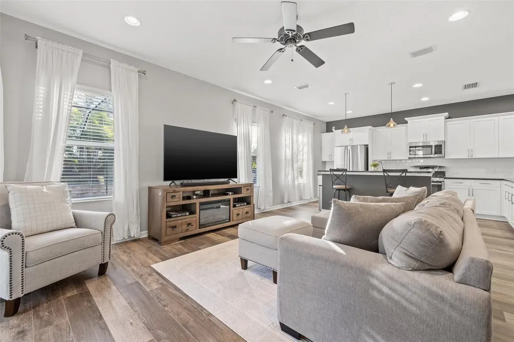 4509 Golden Gate Cove Bradenton FL 34211
