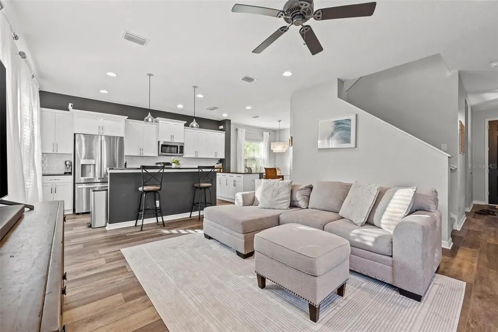 4509 Golden Gate Cove Bradenton FL 34211