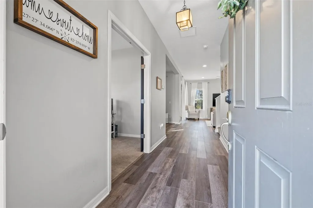 4509 Golden Gate Cove Bradenton FL 34211