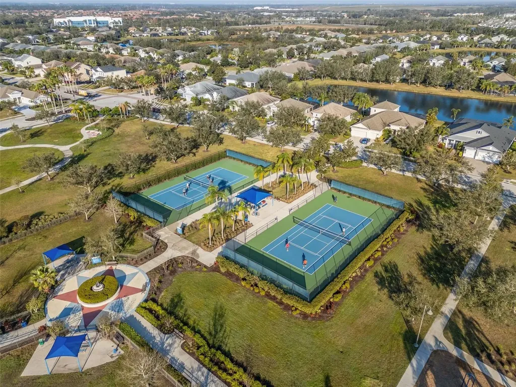 4509 Golden Gate Cove Bradenton FL 34211